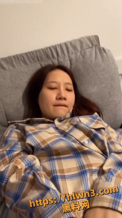 424X758