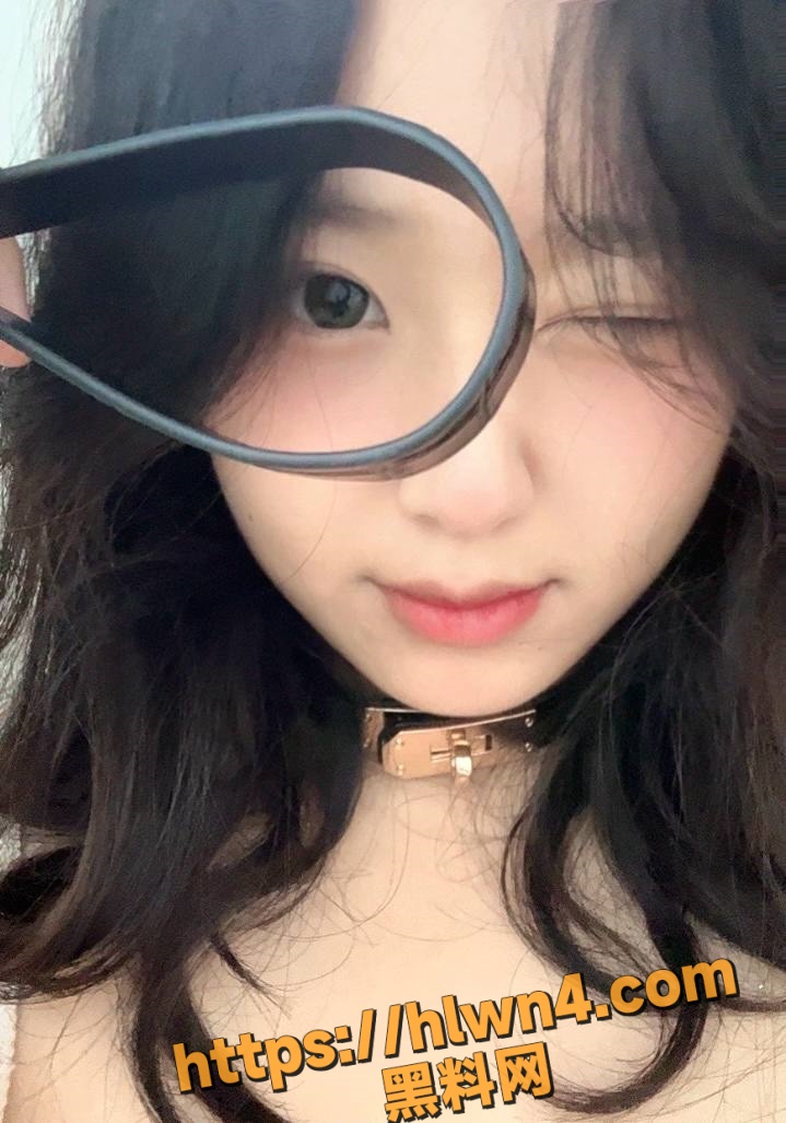 719X1027