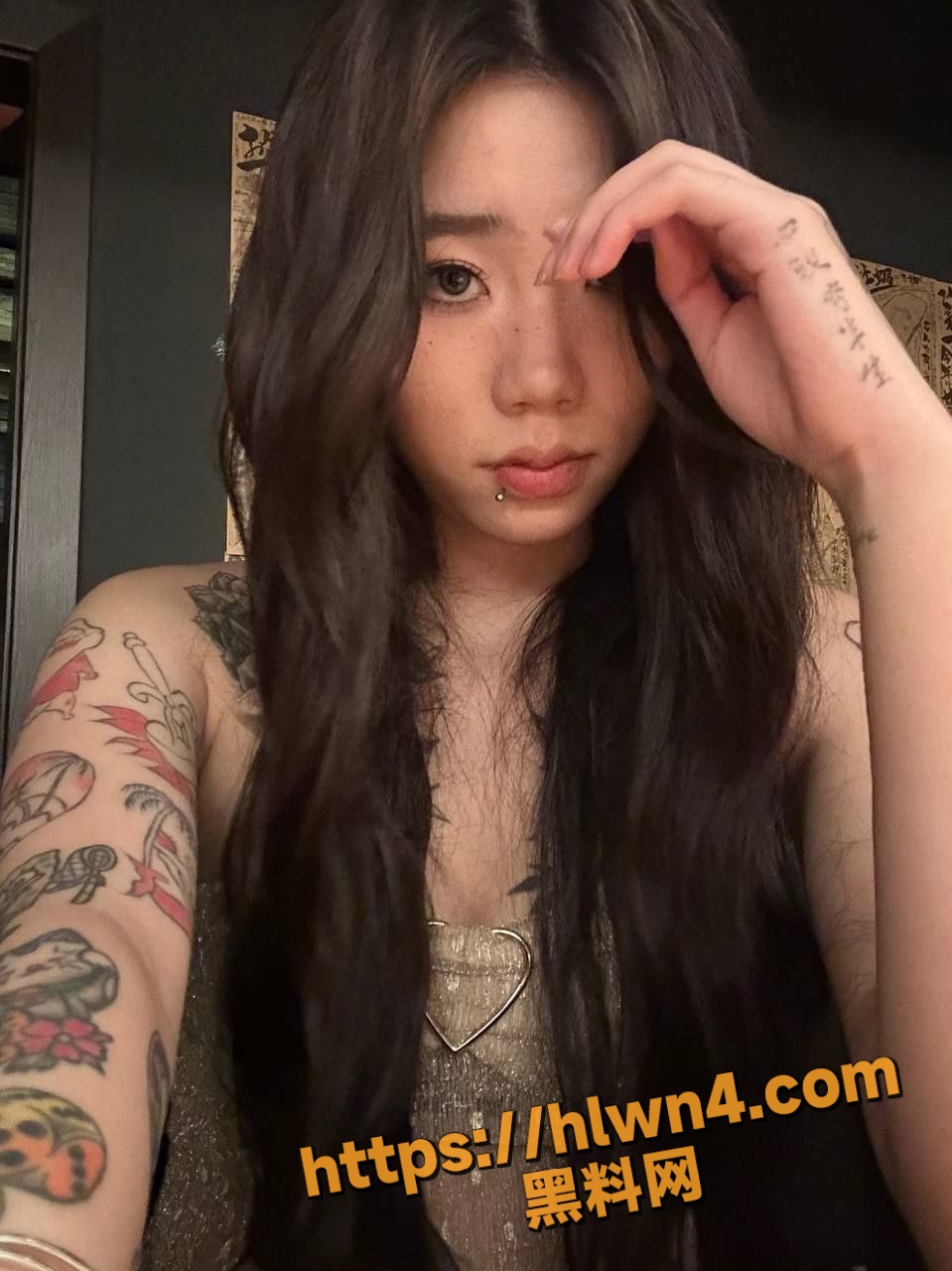 959X1280