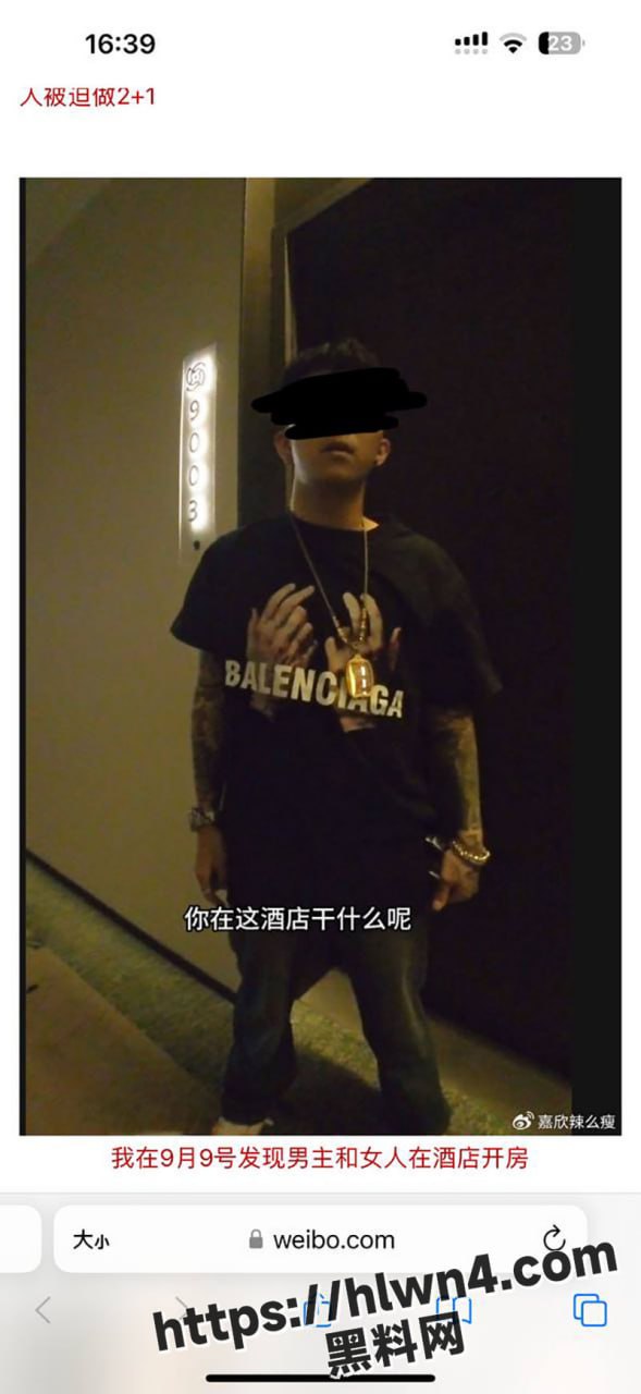 589X1280