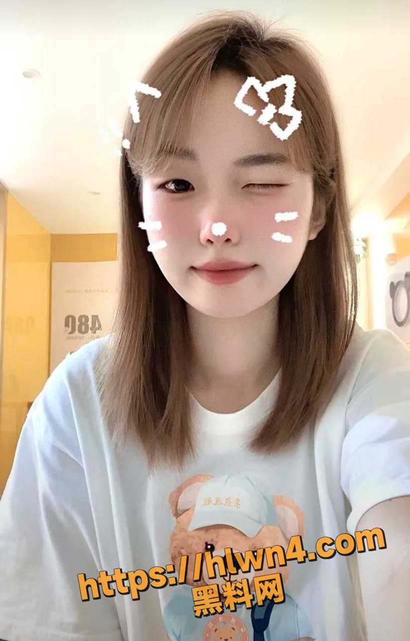 818X1280