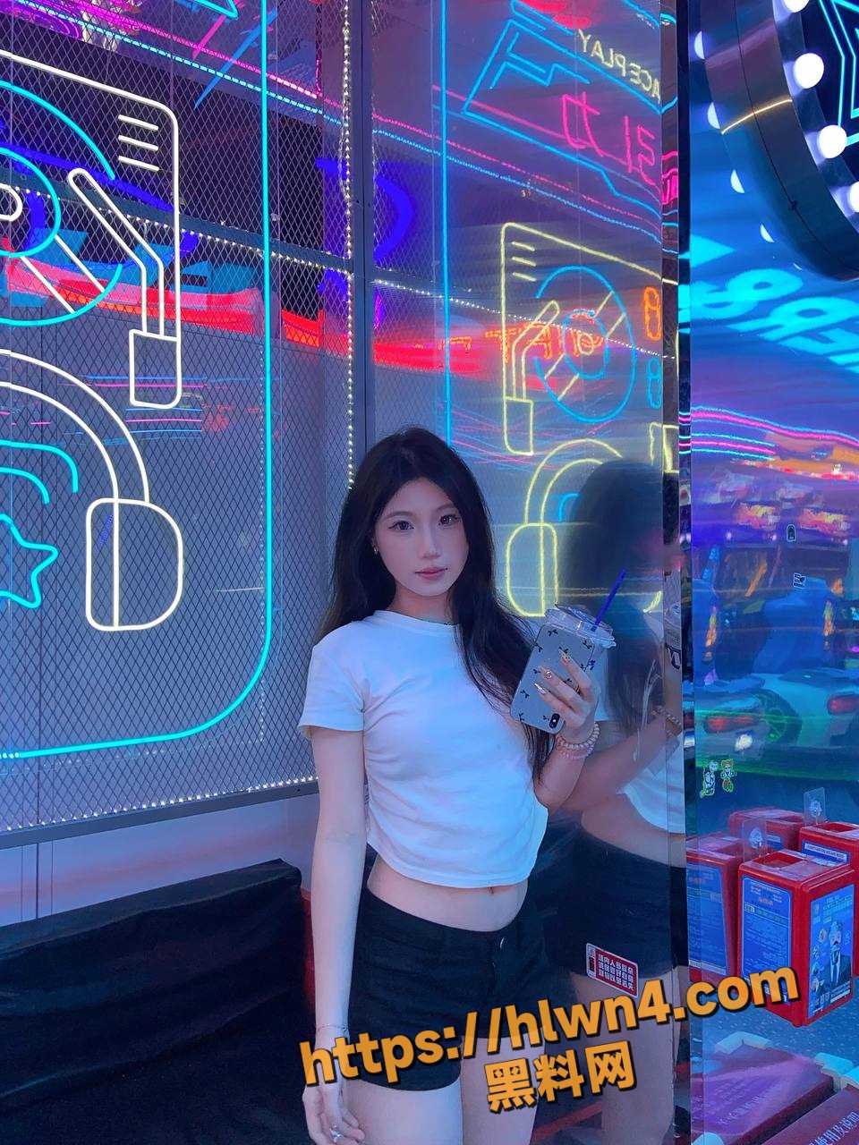 960X1280