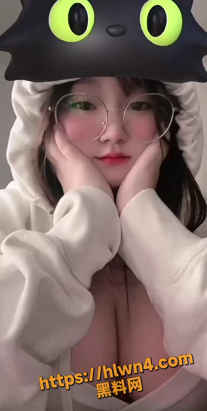 425X841