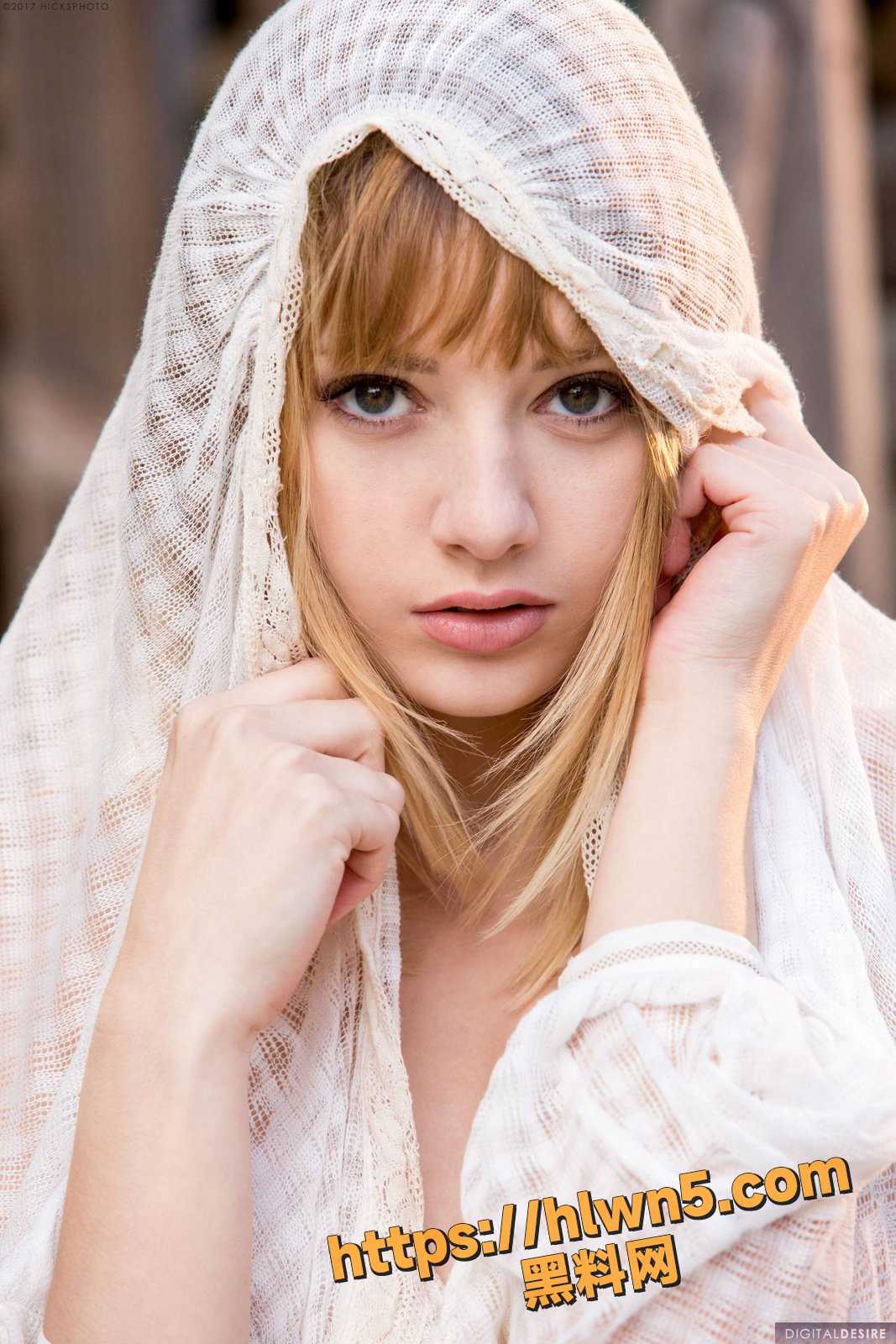 1067X1600