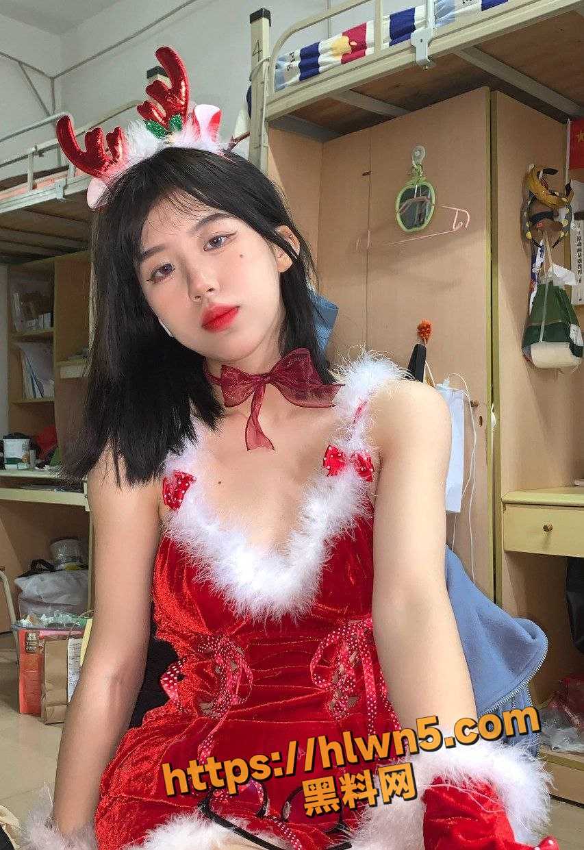 853X1241