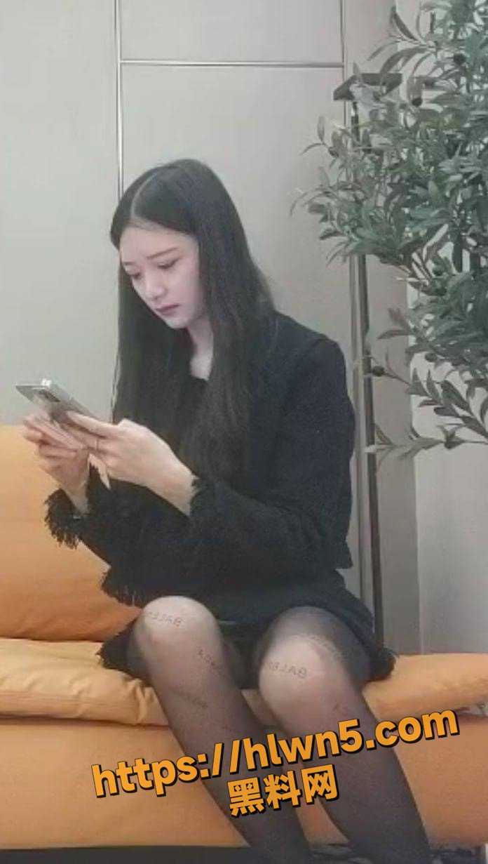 696X1231