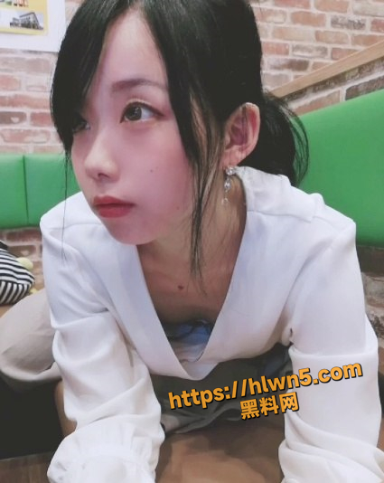 425X534