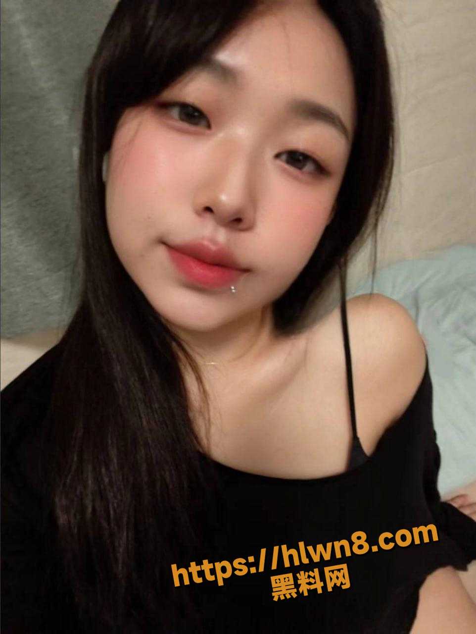 962X1280