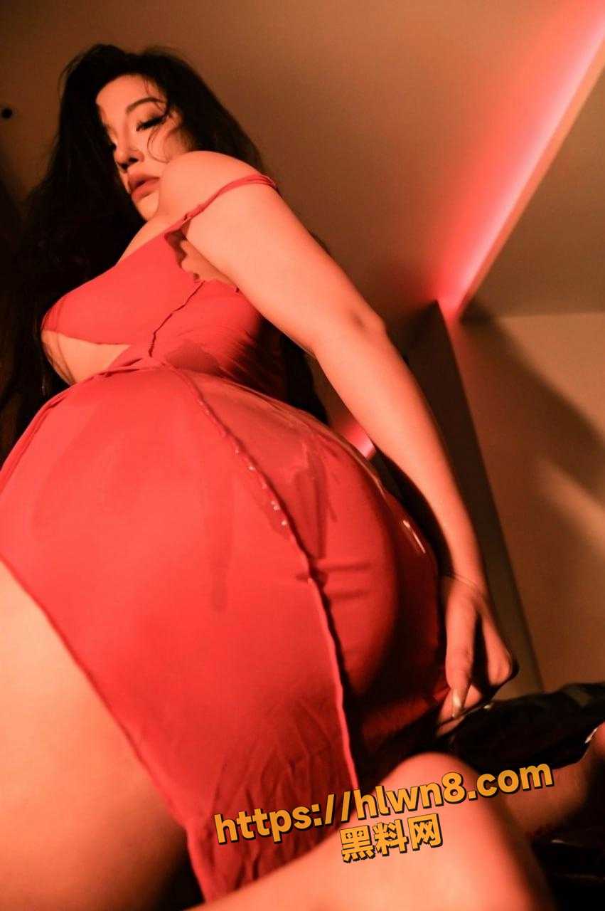 851X1280