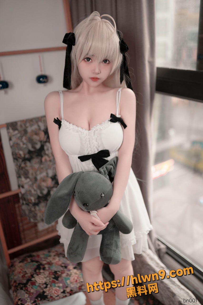 853X1280