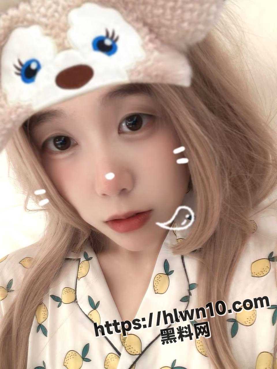 960X1280