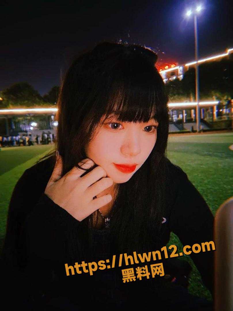 809X1080