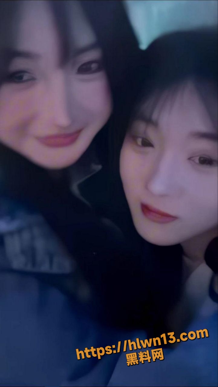 721X1280