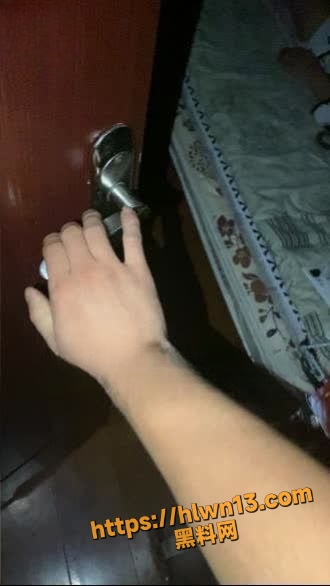 330X586