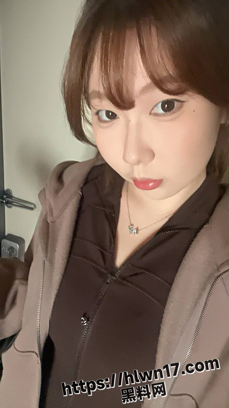 800X1422