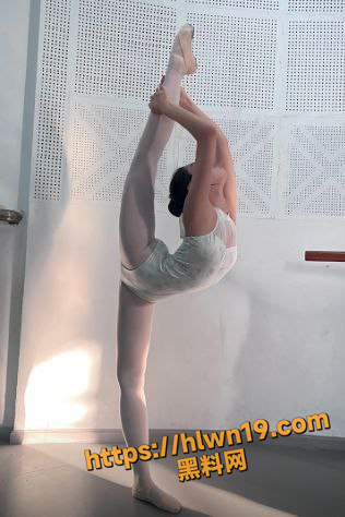 316X474