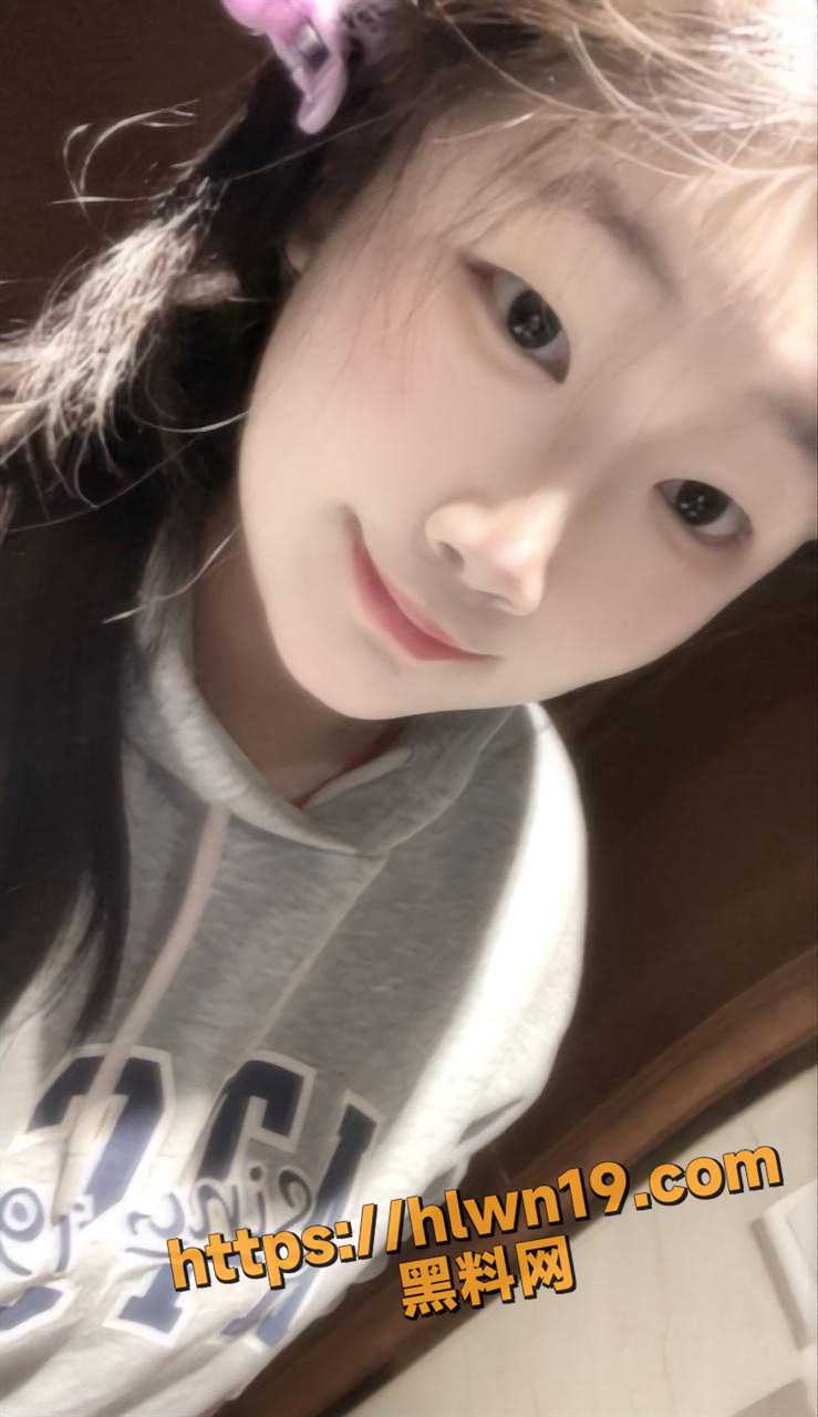 739X1280