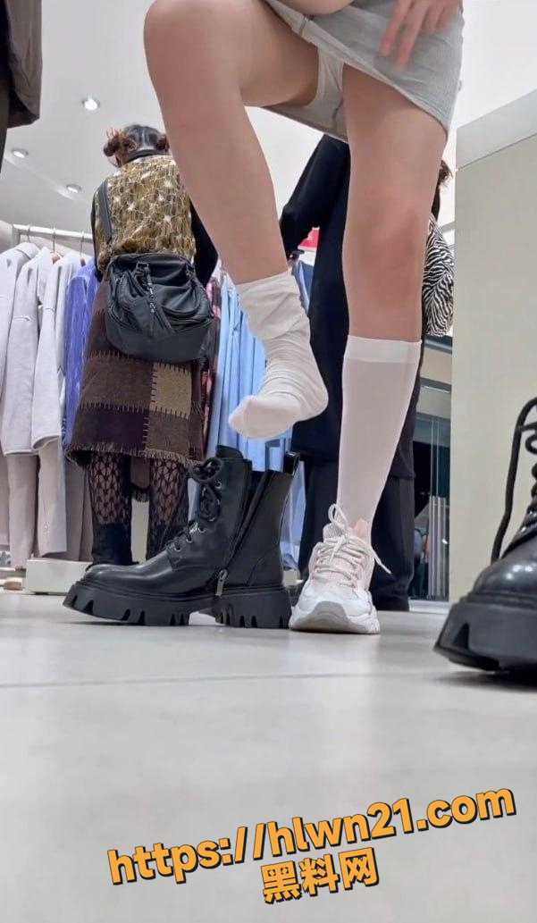 601X1033