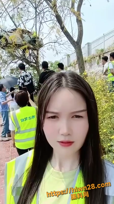 466X834