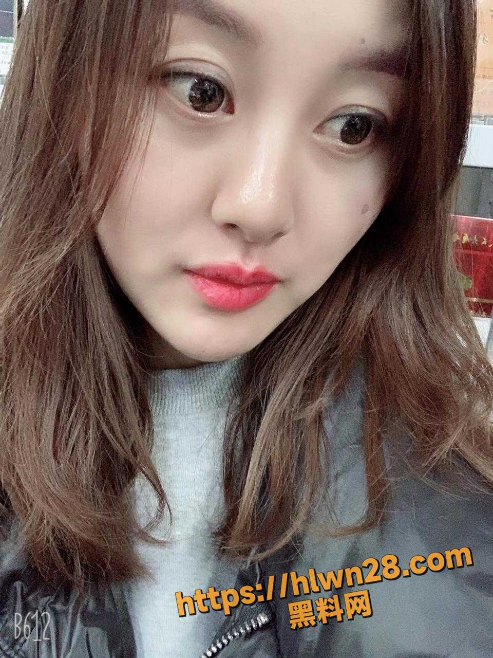 960X1280