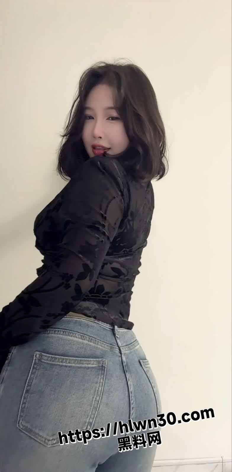 784X1595