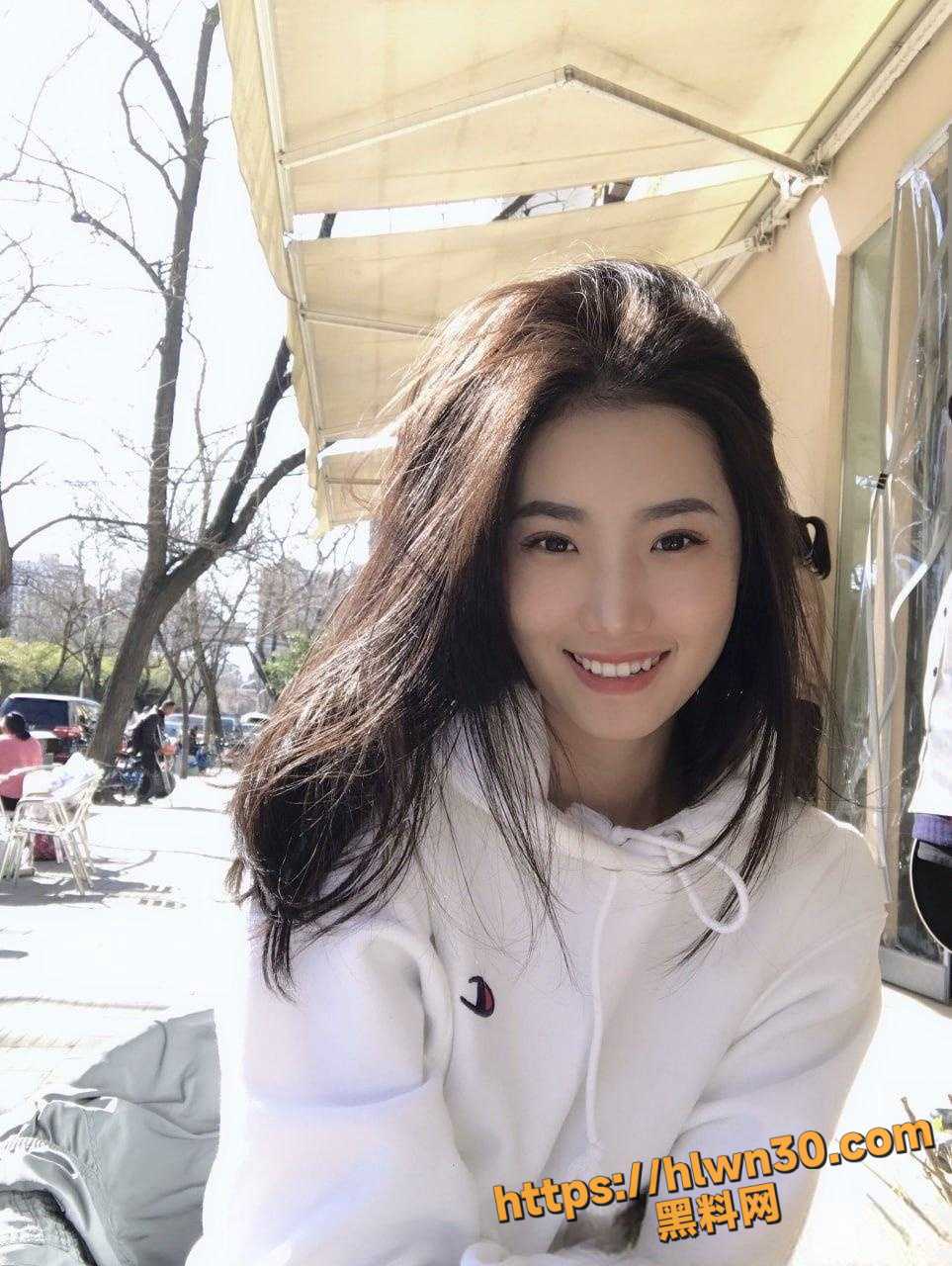 963X1280