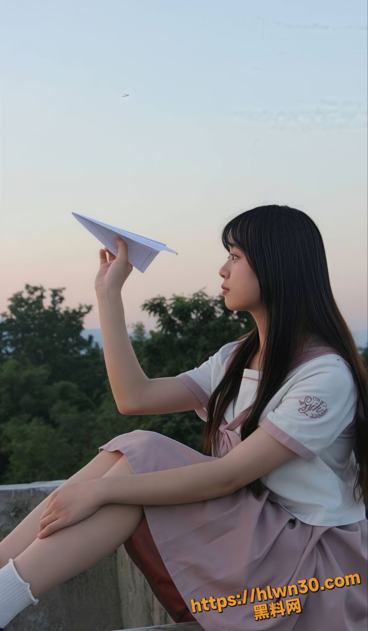 746X1280