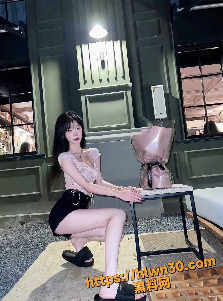 946X1280