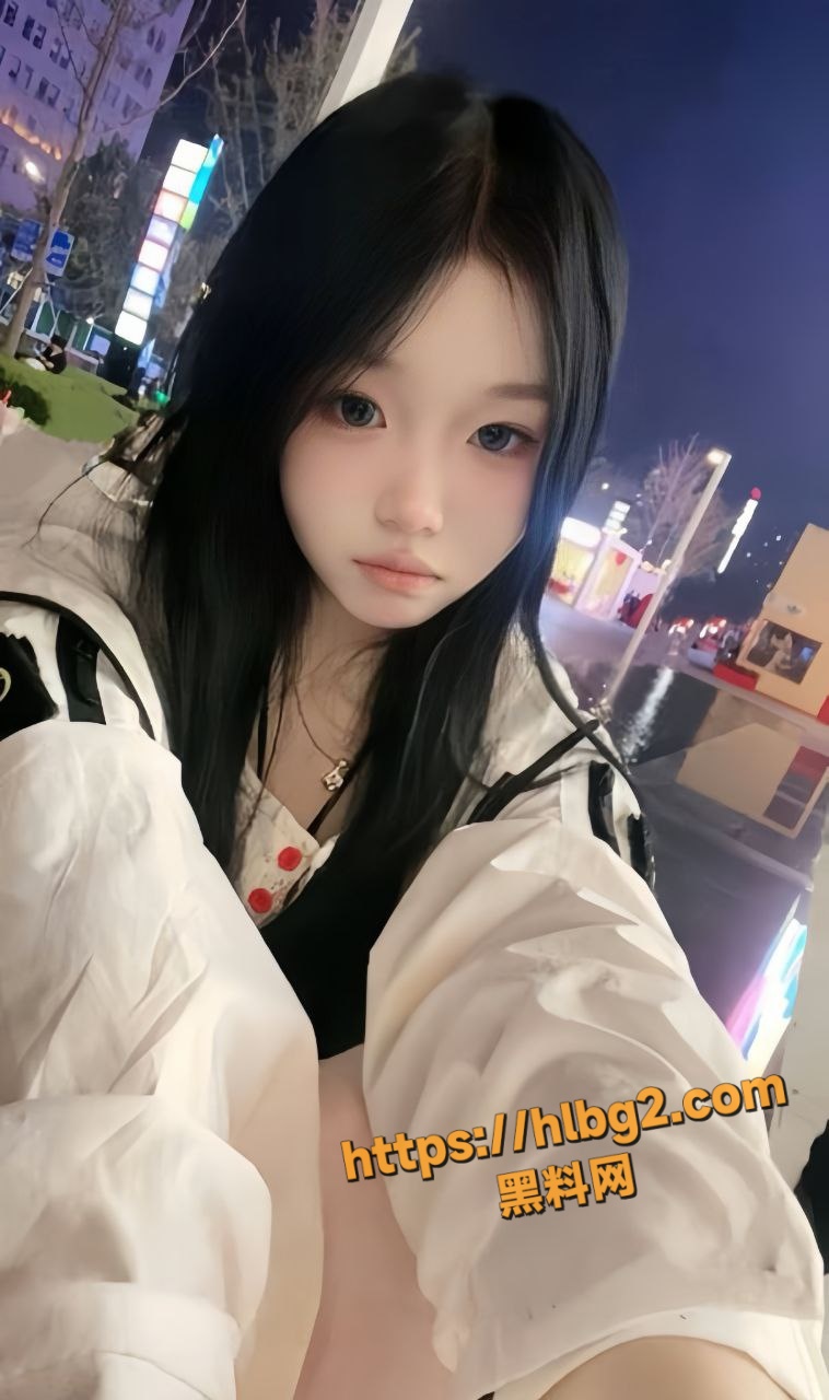758X1280