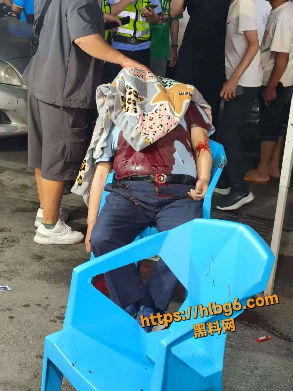 960X1280