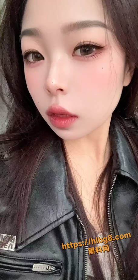 456X921