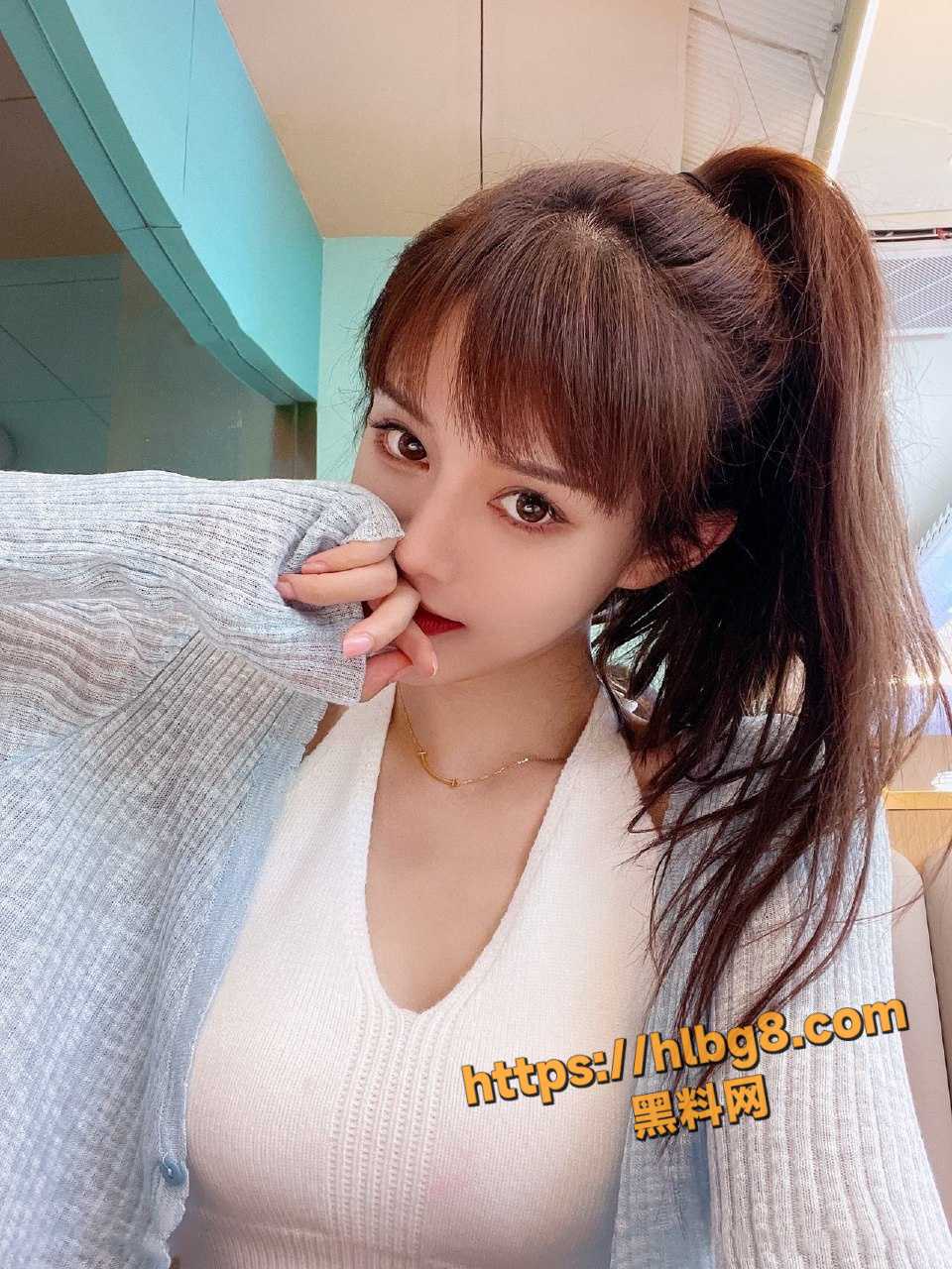 960X1280