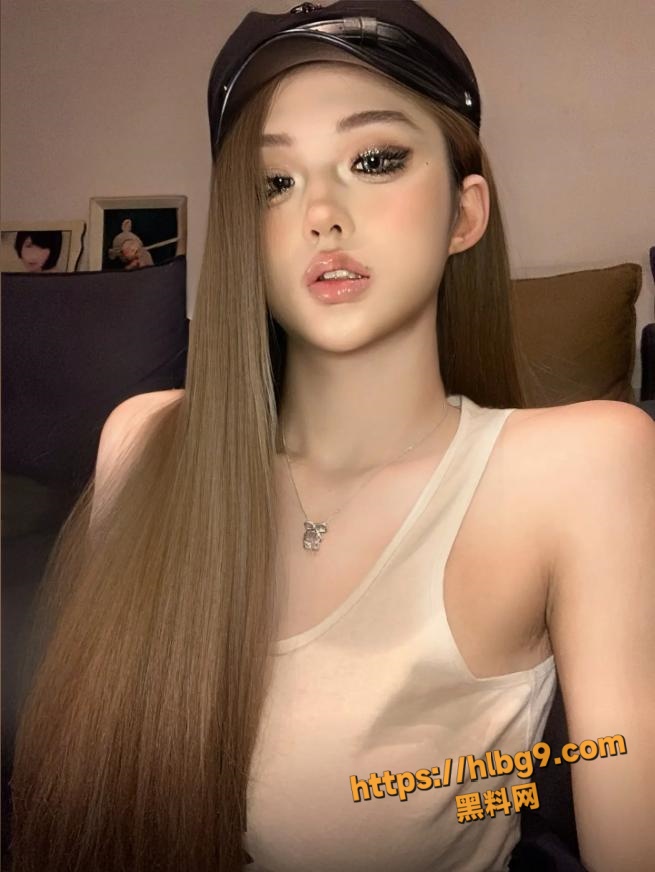 655X872