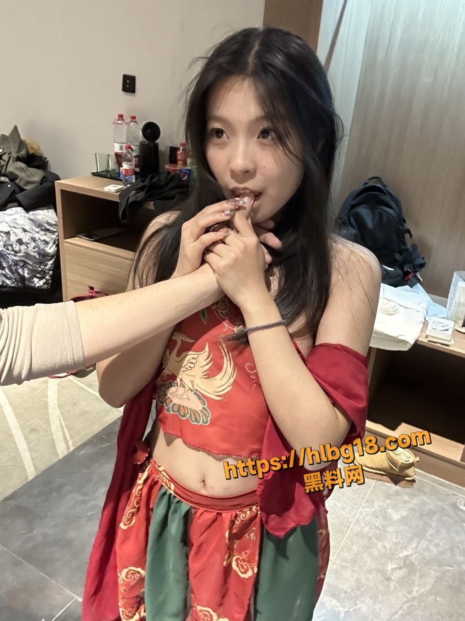 6