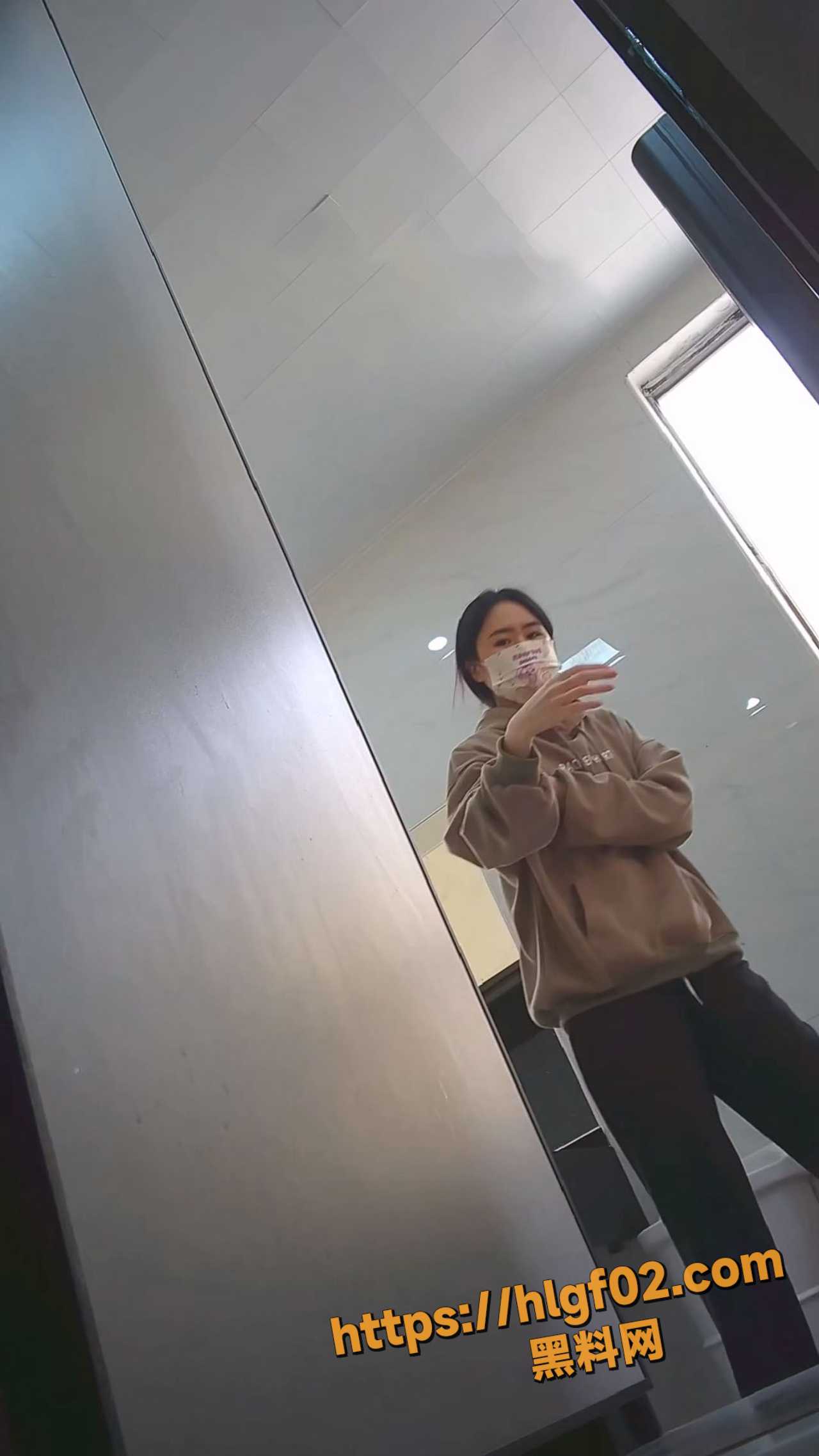 1 6