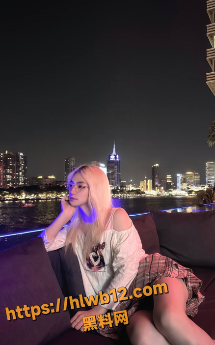 QQ20251202112401
