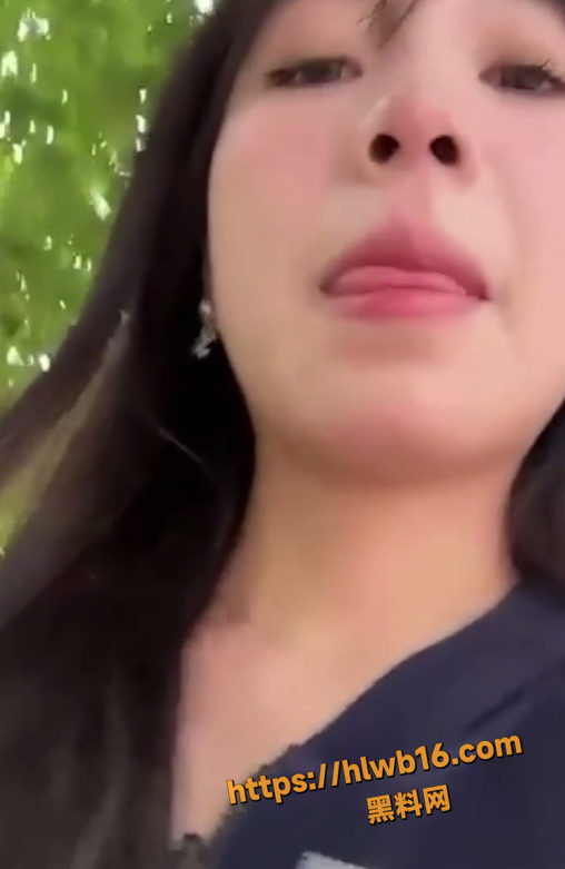 QQ20251211214001