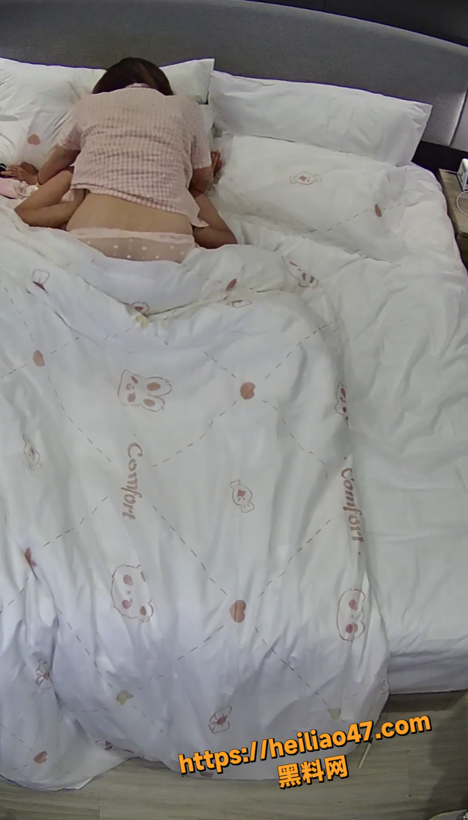 美乳翘臀5