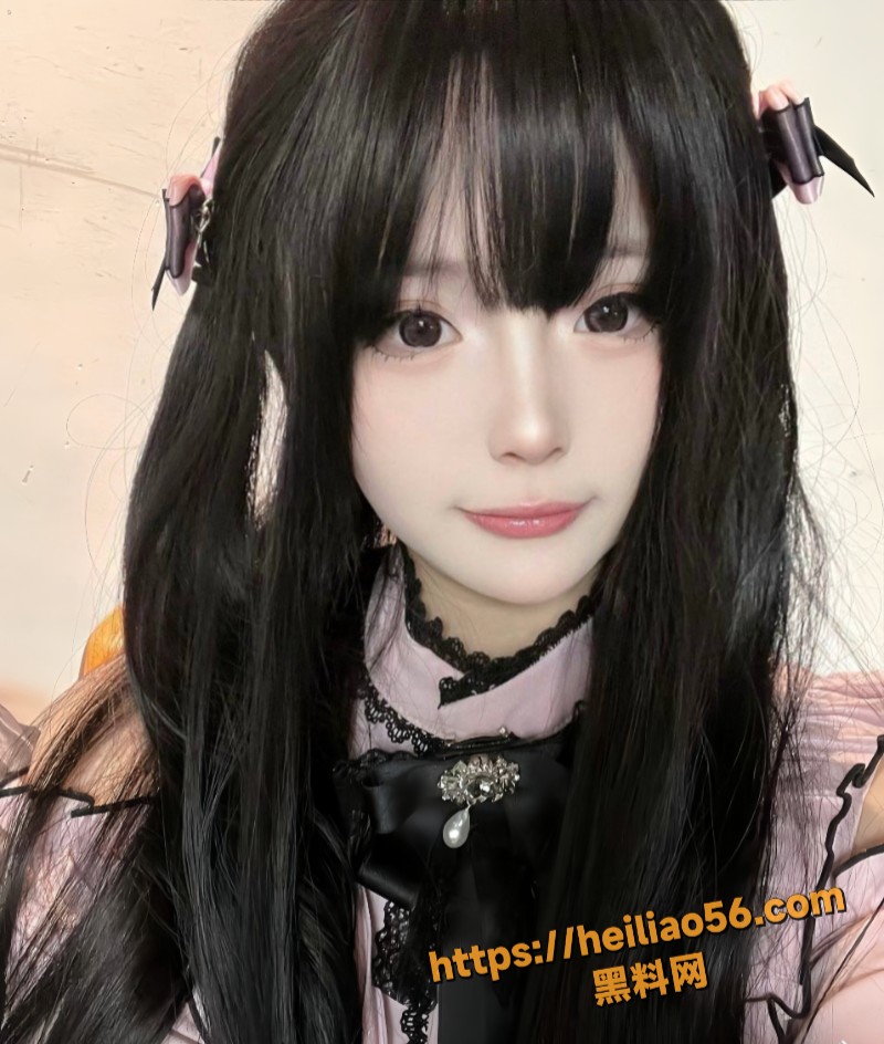 高颜值女大学生1