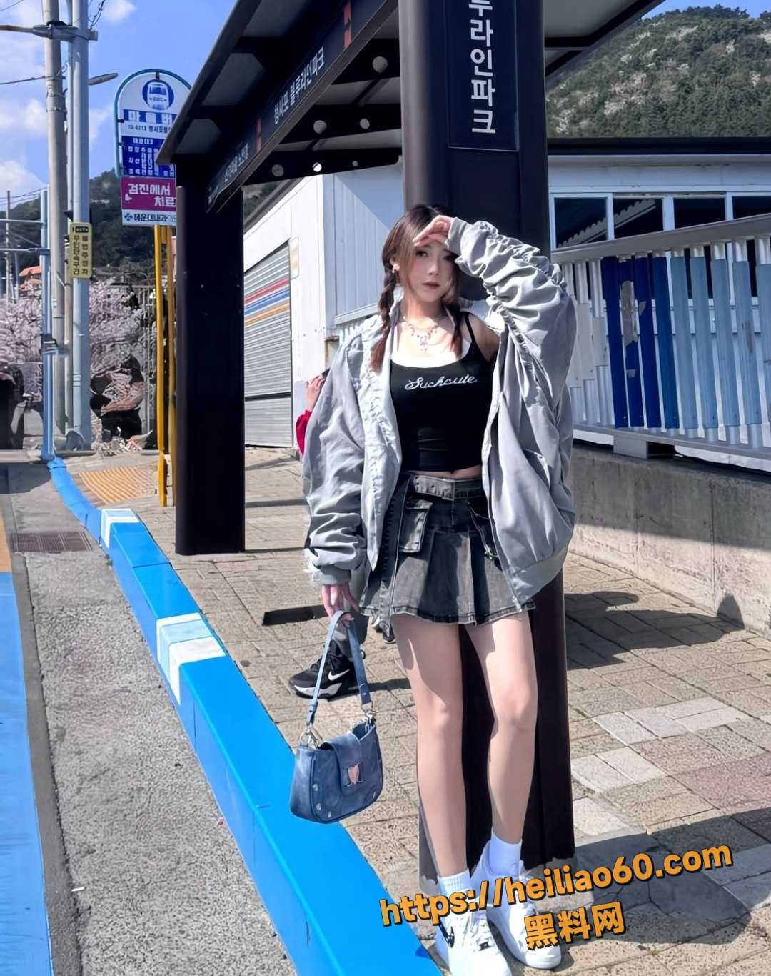 反差婊欣梨自慰合集