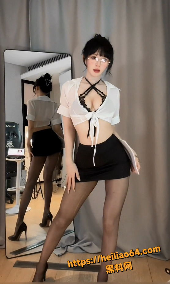 超蓝布罗莉4
