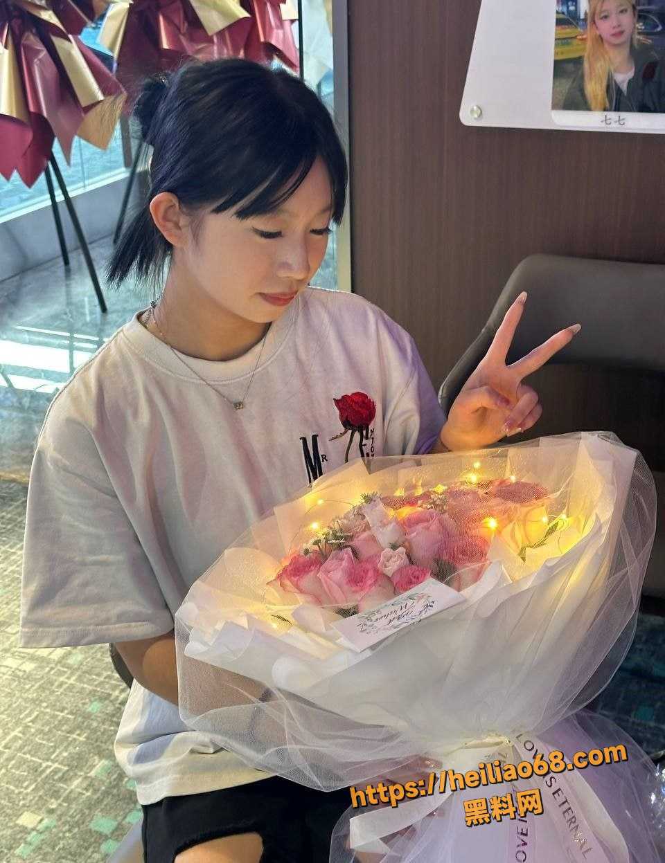 林佳琪洗澡视频分手后被男友流出1