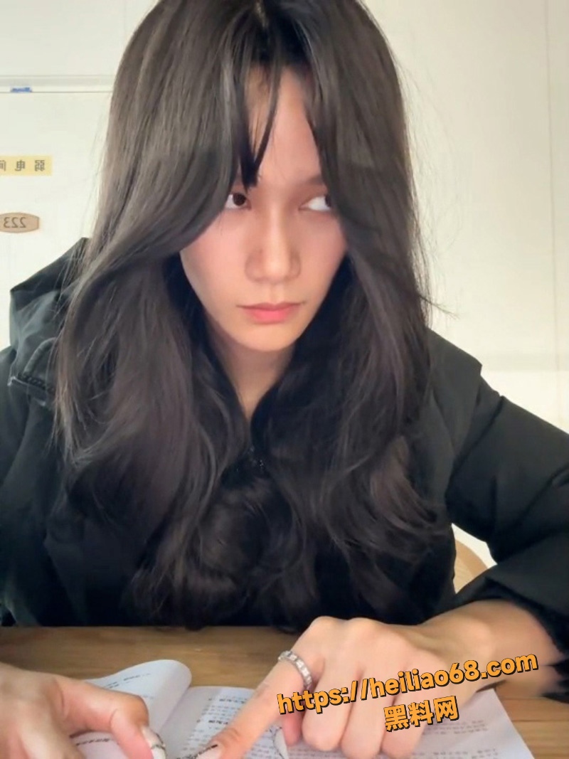 反差女大杨雅淇视频