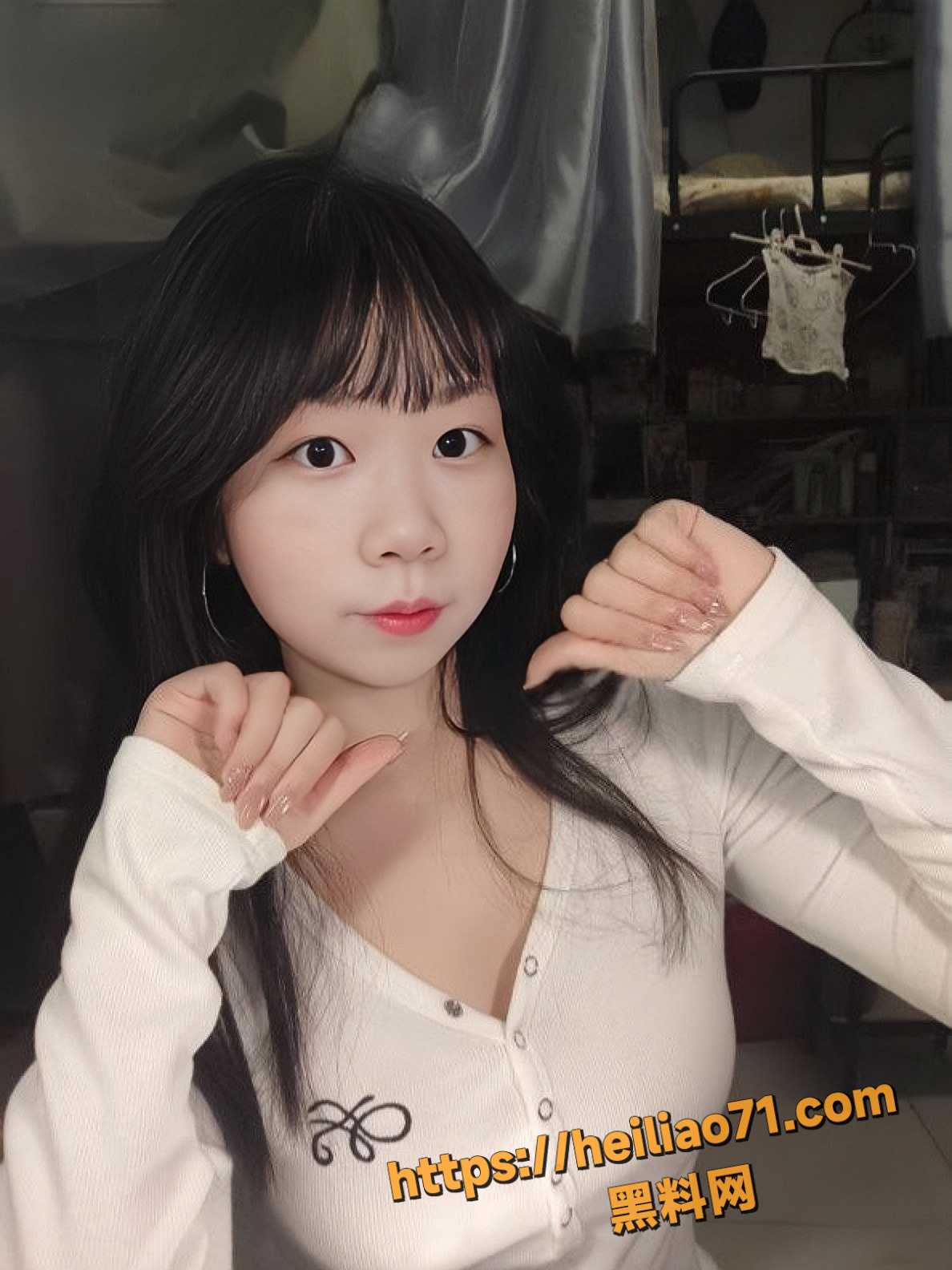 眼镜妹被金主惩罚全过程1