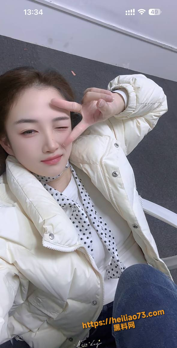 乌鸦传媒胡美丽想操聊天曝光5