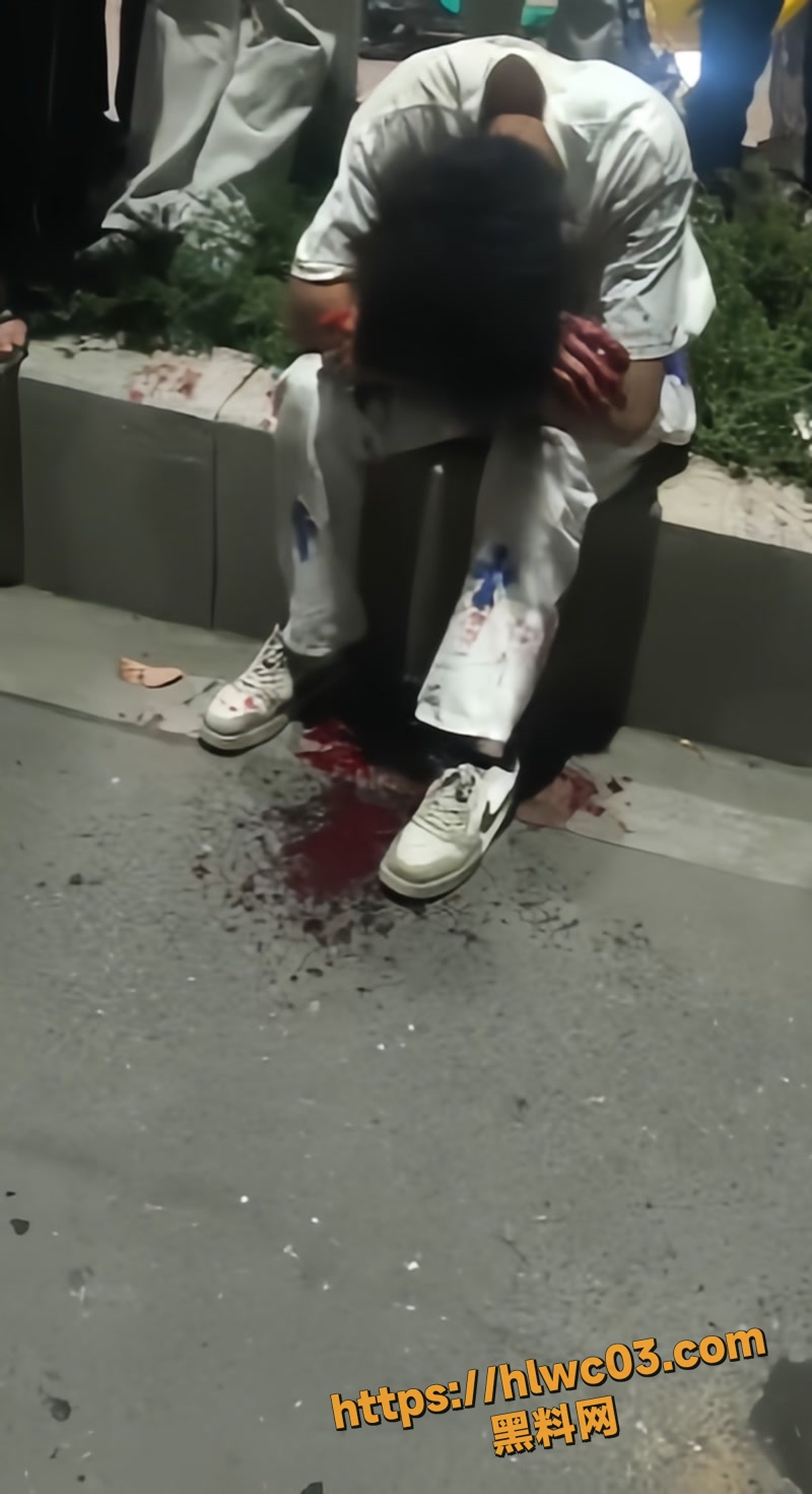 鬼火少年 6wm