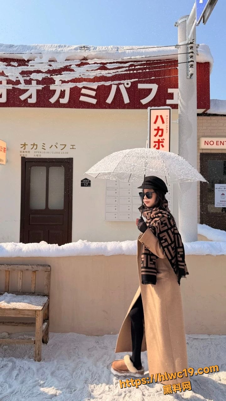 抖音天然呆莉莉岛偷拍视频18