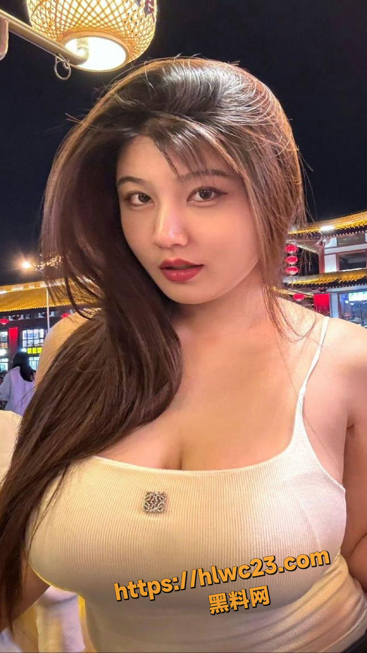 抖音丰满女神张泡泡1
