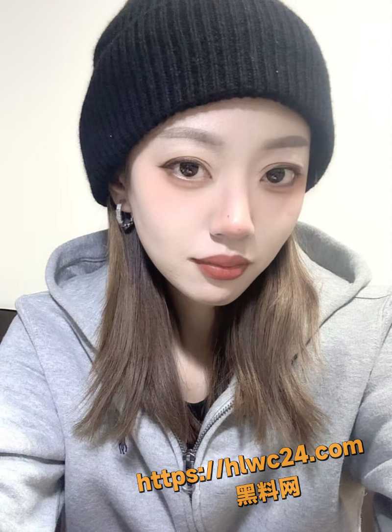 高颜值人妻吴琼偷情12