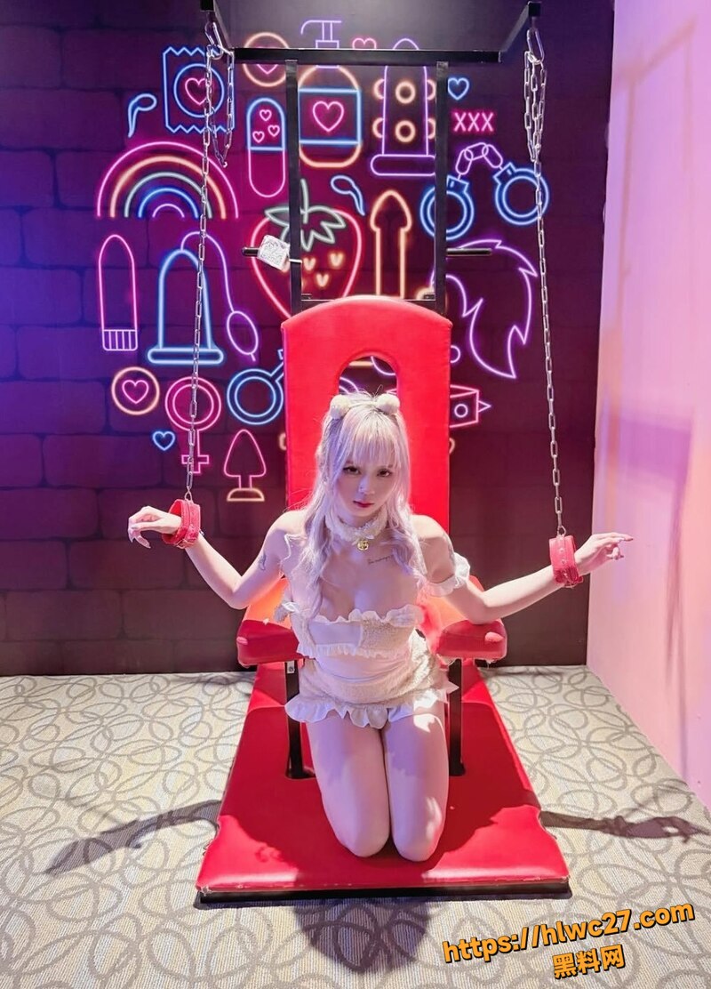 巨乳模特儿吃鸡做爱6